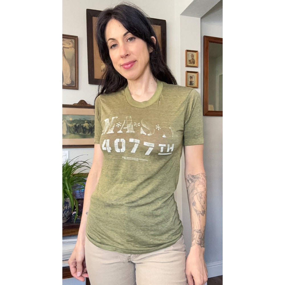 Paper Thin Vintage 1981 MASH 4077th T Shirt Olive Green TV Promo 80s